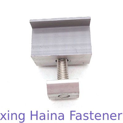 हेक्स सॉकेट हेड कैप स्क्रू के साथ मिड एल्यूमिनियम सौर पैनल माउंटिंग क्लैंप